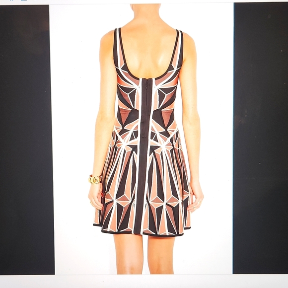 HERVE LEGER brand new, geometric, never worn A-line dress size small - Picture 5 of 9